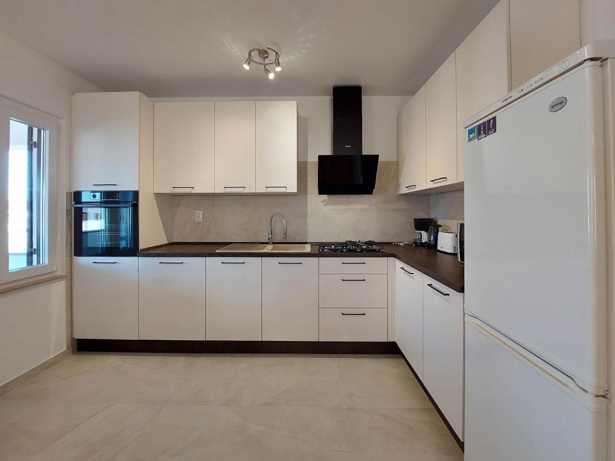 Apartment Neda プナト エクステリア 写真