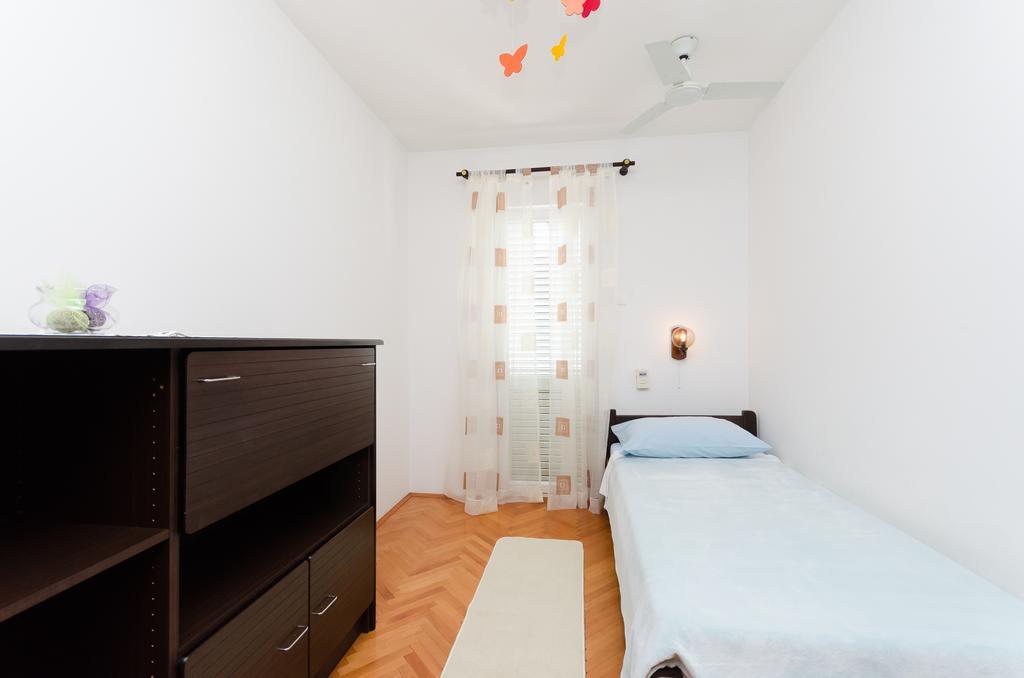 Apartment Neda プナト エクステリア 写真