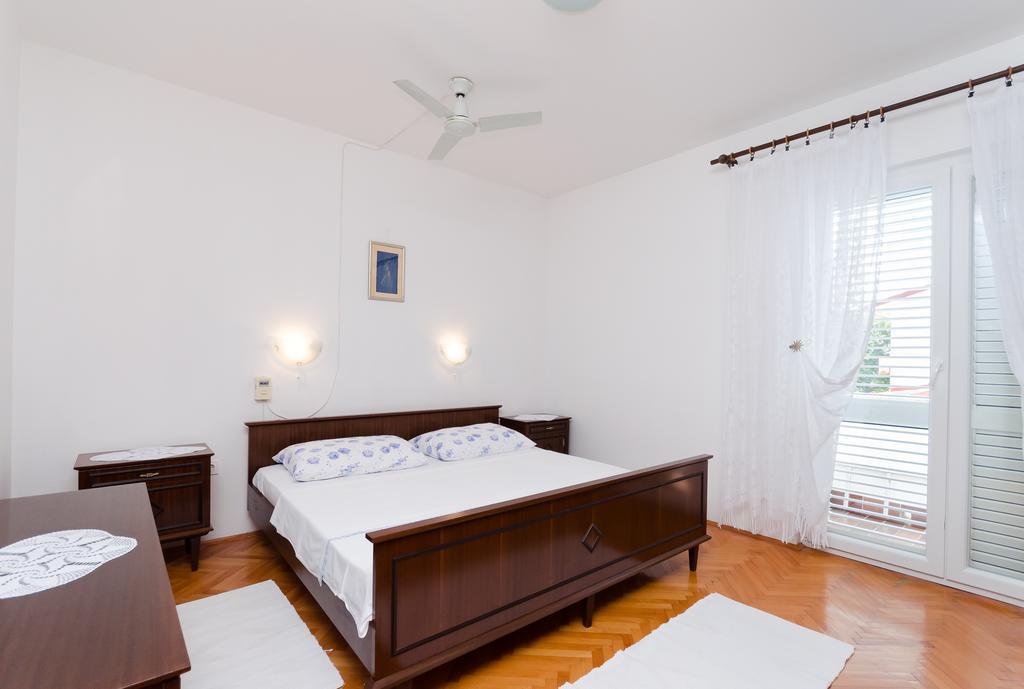 Apartment Neda プナト エクステリア 写真