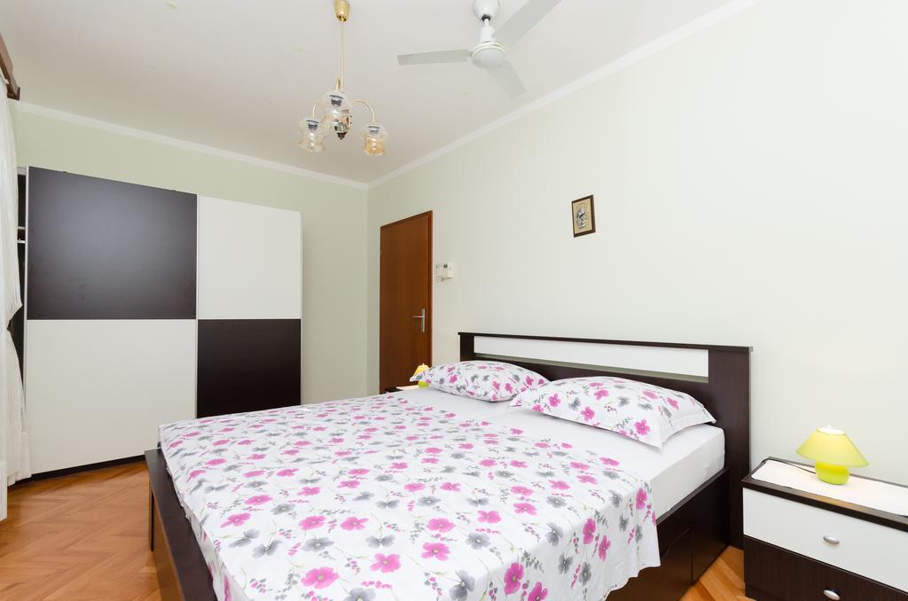 Apartment Neda プナト エクステリア 写真