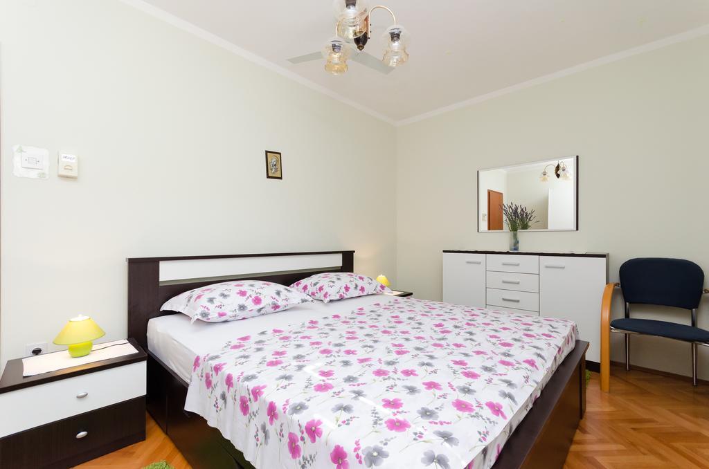 Apartment Neda プナト エクステリア 写真